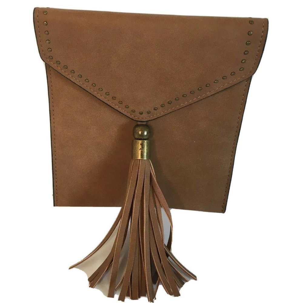 Simply Noelle Small 7 Inch Clutch Tassel Brown Magnetic Closure Lined Rivets